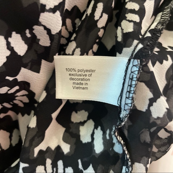 Lane Bryant Black White Floral Sheer Button Up Top - Picture 7 of 10